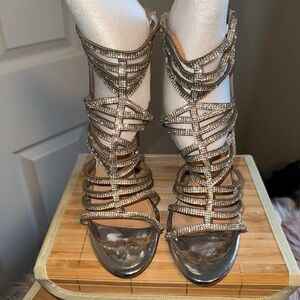 Sandals Elegant Silver Strappy Women's Heels